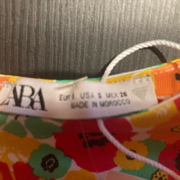 Zara Floral cropped top size small - Picture 3 of 5